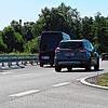 Aus zwei Fahrspuren wird eine: Hier müssen sich Verkehrsteilnehmer einfädeln. Die zulässige Höchstgeschwindigkeit liegt bei 70 km/h.