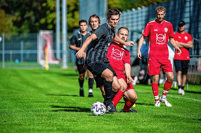 Bild 2: FC Hochrhein gewinnt gegen den FC Grießen mit 4:1 &ndash; und wir haben Bilder!