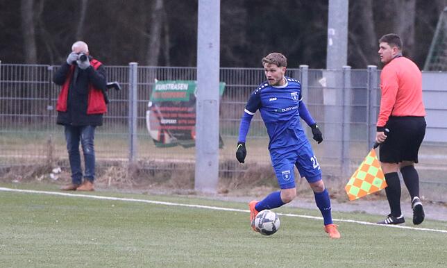 Bild 3: Der FV Möhringen gewinnt bei der DJK Donaueschingen. Wir haben die besten Bilder!