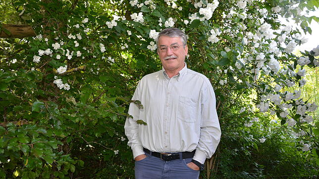 Der Marbacher Manfred Kraft, 68, lernte die Imkerei schon im Elternhaus. Er ist inzwischen Obmann für Bienenweiden im Landesverband der ...