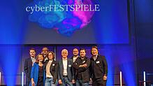 Glückliche Cyberlago-Macher zum Ende der Cyberfestspiele (von links): Ralf Walther von Mindup, Nicole Amann, Dominik Kraus von ...