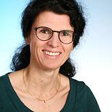 Dr. Sandra Unger, Fachärztin für Physikalische Medizin und Rehabilitation, Schmerzmedizinerin und Osteologin an der ...