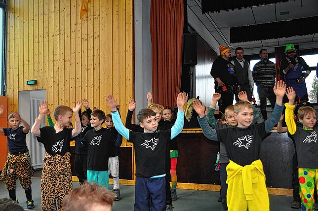 Bild 28: Fasnacht in Leimbach: Grundschüler befreit! Die schönsten Bilder der Narrenaktion im Überblick