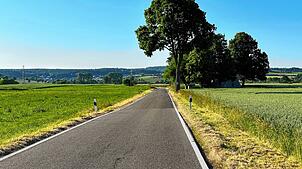 Die K6113 zwischen Raithaslkach und Heudorf soll entwidmet und damit für den Verkehr gesperrt werden.