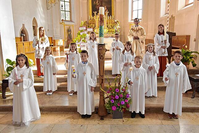 Bild 4: Das sind die Kommunionkinder auf der Baar