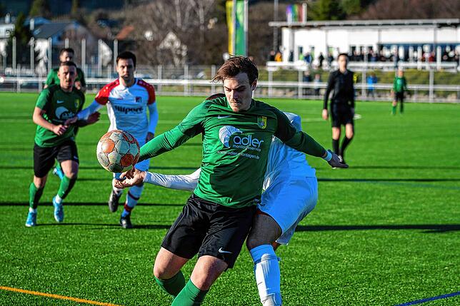 Bild 5: FC RW Weilheim siegt mit 3:2 beim SV Herten &ndash; und wir haben Bilder!