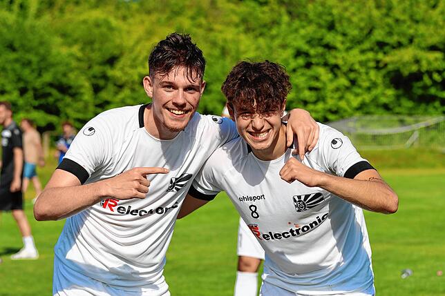 Bild 32: Enttäuschte Radolfzeller, jubelnde Villinger: Die besten Bilder vom Showdown in der Verbandsliga