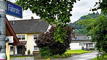 Die Fährstraße im Ortsteil Luttingen ist in einem schlechten Zustand. Sie soll demnächst saniert werden. Foto: Charlotte Fröse