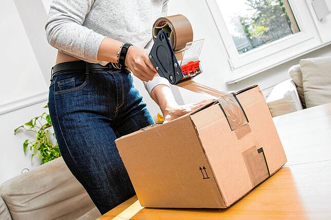 Paket zu versenden? Wer Preise vergleicht, kann bares Geld sparen.