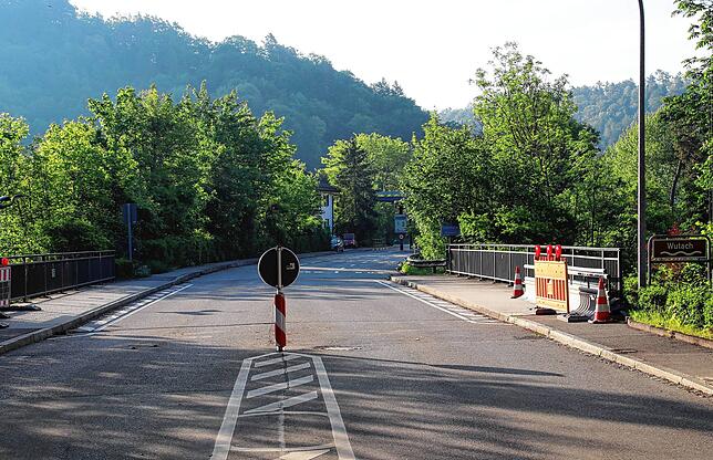 16. Mai: Am Samstagmorgen lag eine gespenstische Stille über der Szenerie am Zollübergang von Stühlingen nach Schleitheim.