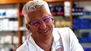 Ariel Wagner, pharmazeutisch-technischer Assistent in der See-Apotheke in Bodman-Ludwigshafen. Bild: See-Apotheke