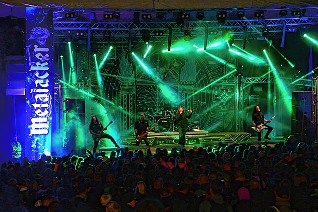 Bild 10: So feierten Bands und Publikum auf dem Tennenbronner Metalacker - Die schönsten Bilder