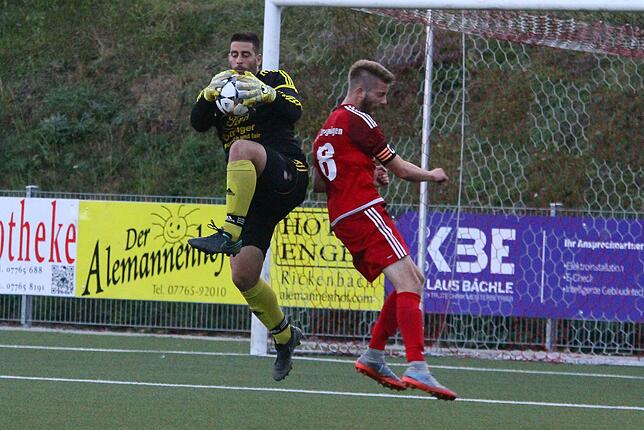 Bild 12: Bilder: FC Bergalingen zieht gegen SV Schwörstadt ins Pokal-Achtelfinale ein