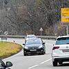 Rund 250 Meter vor der B34-Kreuzung zur B518 wird die Geschwindigkeitsbegrenzung aufgehoben.