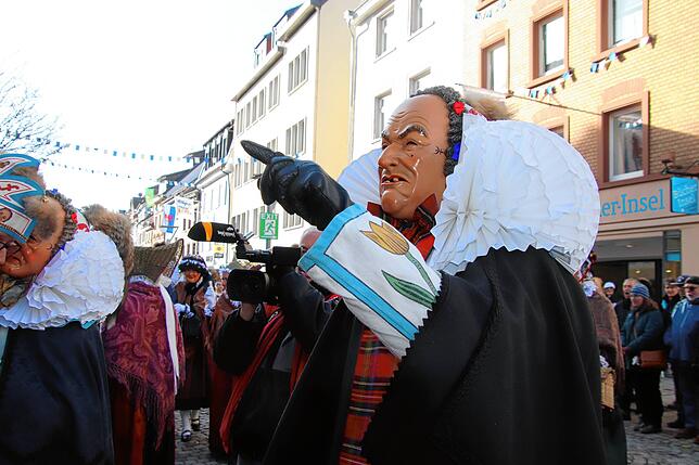 Bild 9: Fasnet: Und der Ministerpräsident feiert mit (1)