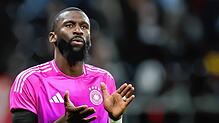 Antonio Rüdiger 2024 bei der Nationalmannschaft. Im Pokalfinale zwischen Real Madrid und Barcelona rastete der bereits ausgewechselte ...