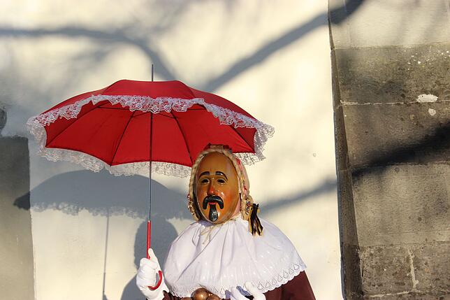 Sonnenschirm mit schönem Schatten: Ein Oberndorfer Hansel.