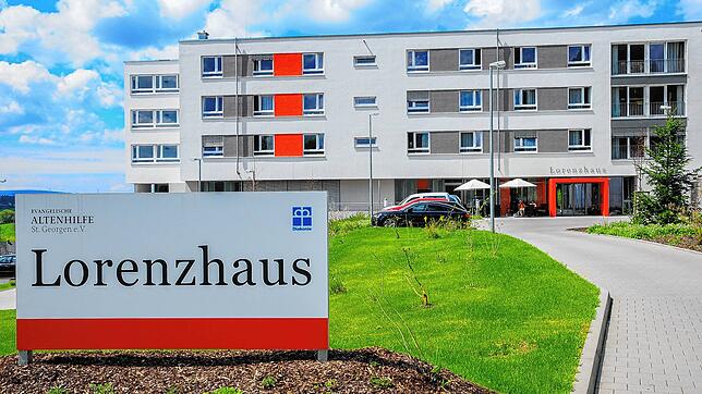 Vier Bewohner und vier Mitarbeiter des Lorenzhauses sind positiv auf das Coronavirus getestet worden.