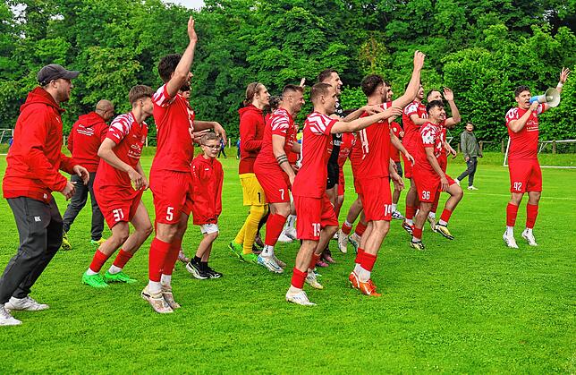 Bild 18: Salem feiert die Meisterschaft! Unsere große Bildergalerie vom dramatischen Landesliga-Finale!