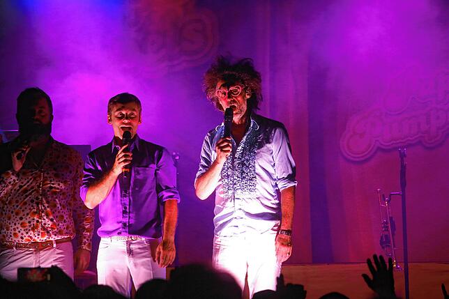 Bild 6: Schlagerparty mit Papi&lsquo;s Pumpels im Überlinger Uferpark