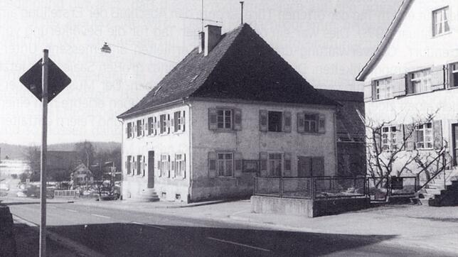 Das ehemalige Ittendorfer Rathaus im Jahr 1977 kurz vor dem Abriss.