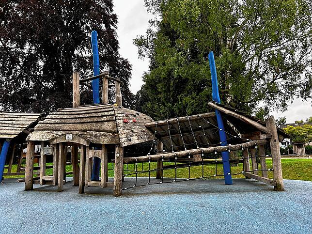 Der Spielplatz Irmapark bietet wirklich ansprechende Klettergelegenheiten.