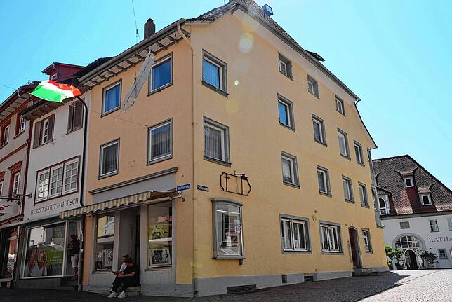 Das Doschhaus, es ist in städtischer Hand, zählt Bitzenhofer zu den Dornröschen-Immobilien.