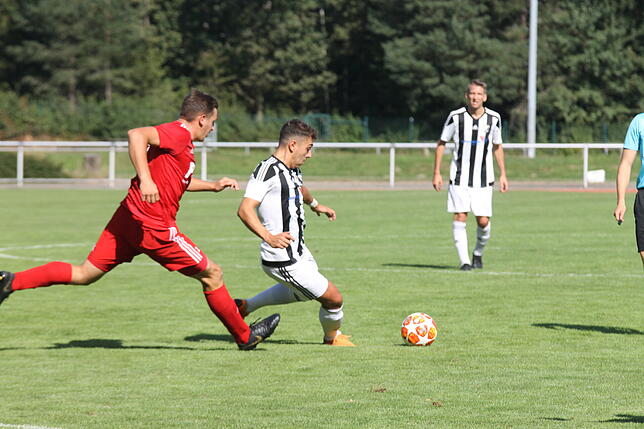 Bild 13: SV 08 Laufenburg gewinnt Spitzenspiel gegen FSV RW Stegen mit 2:1 &ndash; und wir haben die Bilder!