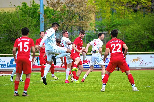 Bild 32: FC Tiengen 08 besiegt den TuS Binzen mit 4:0 – und wir haben Fotos!