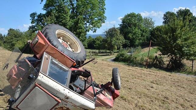 Umgekippter Traktor in Herten