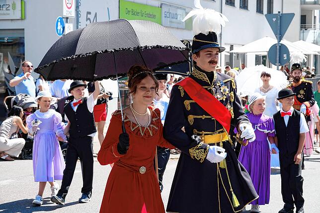 Bild 6: Bilder vom Seehasen-Umzug in Friedrichshafen – Teil 2