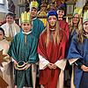 Die Birkendorfer Sternsinger (vorne, von links): Simon Gamper, Lorenz Fischer, Sophia Rogg, Martha Dörflinger. Hinten, von links: Luca ...