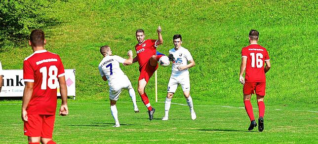 Bild 13: FC Erzingen stoppt den FC RW Weilheim mit 3:0 &ndash; und wir haben Bilder!