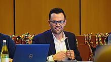 Johannes Henne wird wieder als Bürgermeister in Immenstaad kandidieren. Das kündigte er am Montagabend im Gemeinderat an.