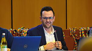 Johannes Henne wird wieder als Bürgermeister in Immenstaad kandidieren. Das kündigte er am Montagabend im Gemeinderat an.