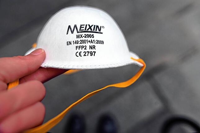 Für Besucher herrscht im Gebäude FFP2-Maskenpflicht. Wer keine eigene mitbringt, erhält eine ausgehändigt.