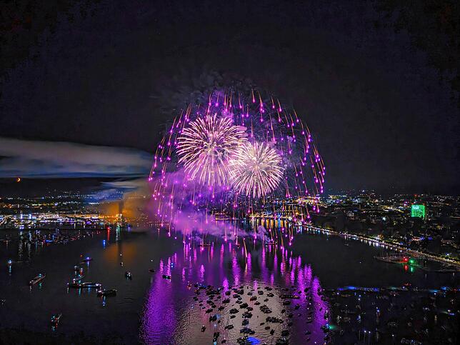 Bild 4: Seenachtfest Konstanz 2024: Die schönsten Fotos vom spektakulären Feuerwerk am Bodensee