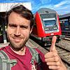 Auf die Schiene, fertig, los! SÜDKURIER-Redakteur Cian Hartung hat sich mit dem Zug auf die Reise um den Bodensee gemacht.