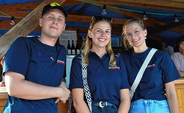Bild 7: Beim Bermatinger Weinfest wird auch am Samstag gefeiert! Wir haben die besten Bilder – Teil 2