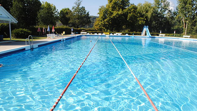 Das Freibad Waldsht wird saniert. Das hat der Gemeinderat beschlossen.