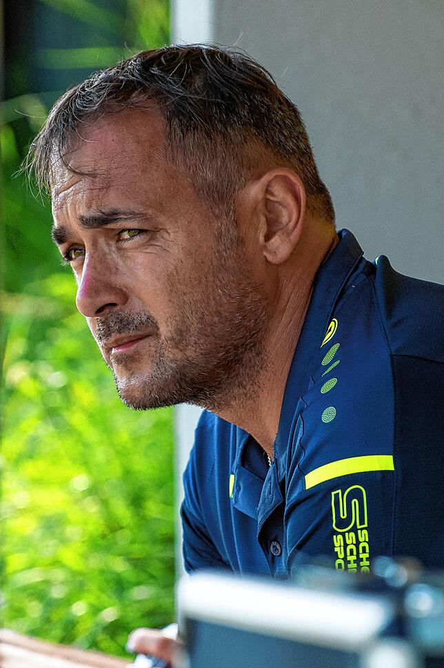 Enttäuscht: Über den 4:0-Sieg gegen Schlusslicht Bosporus FC Friedlingen konnte sich Trainer Daniel Pietzke vom SV Buch nicht richtig ...