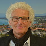 Er musste sich schwere Vorwürfe anhören und hat weiteres Vertrauen im Gemeinderat verspielt: Friedhelm Schaal, der Chef der städtischen ...