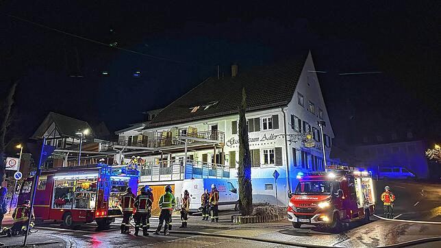 Die Feuerwehr war nachts im Hotel-Restaurant Adler im Einsatz.
