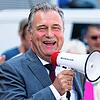 Claus Weselsky, 62, ist seit 2008 Bundesvorsitzender der Gewerkschaft Deutscher Lokomotivführer. Lokführer ist auch der Beruf, den der ...
