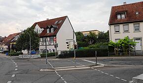 Die Baulücke an der Kreuzung Radolfzeller-/Schwaketenstraße wird bald geschlossen. Was wird die Wobak hier in Wollmatingen bauen?