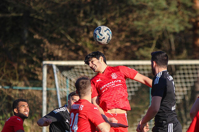 Bild 9: SV 08 Laufenburg besiegt die U23 des Freiburger FC mit 8:2 – und wir haben Fotos!