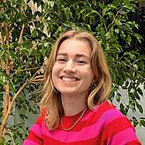 Michelle Müller arbeitet bei Zeam, einer Schweizer Agentur, die Unternehmen mit der Generation Z verbindet.