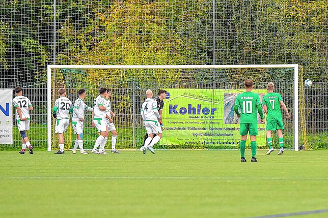 Bild 29: SV Herten besiegt den SV Waldhaus mit 4:1 – und wir haben Bilder!