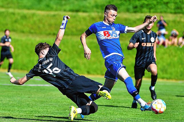Bild 27: FC Erzingen steigt nach 3:2 gegen FC Emmendingen in die Landesliga auf &ndash; wir haben Bilder!