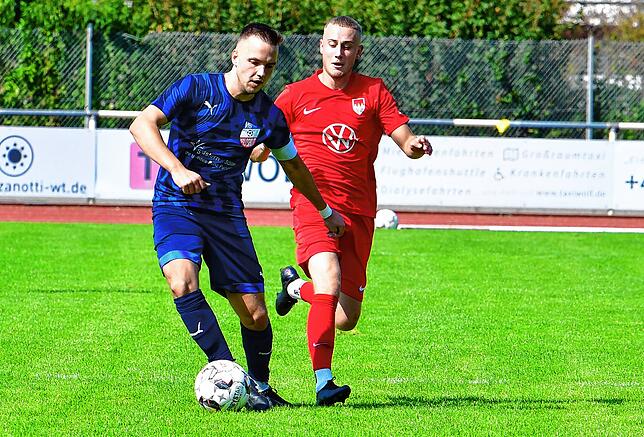Bild 6: VfB Waldshut gewinnt das Derby beim FC Tiengen 08 mit 3:1 &ndash; und wir haben Bilder!